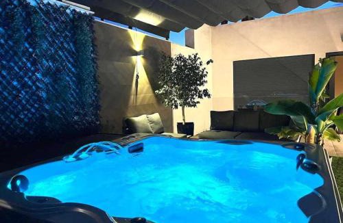 San Lorenzo Apartment | Elegant Duplex 3 Master Bedrooms and Private