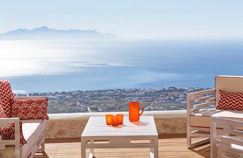 Santorini Villa | Elite Santorini Villa 5 Bedroom Villa Private Pool & Beautiful Sea Views