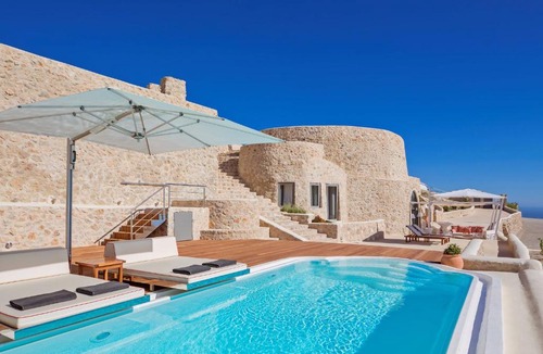 Santorini Villa | Elite Santorini Villa 5 Bedroom Villa Private Pool & Beautiful Sea Views