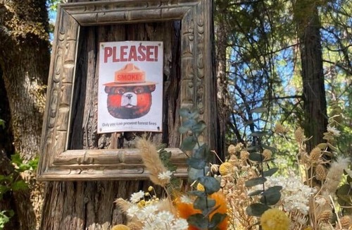 Burnt Ranch Cabin | Emerson Camp, Private Glamping Radio Ranch (Tub)