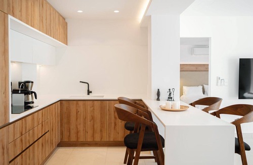 Loutraki-Agioi Theodoroi Villa | Endearing Beachfront Loutraki Villa | Villa Aegean Light | 4 Bedrooms |.
