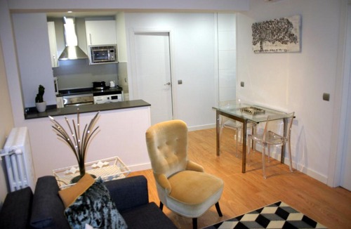 Palacio Apartment | Espejo Mágico