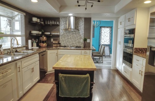 Ridgecrest House | Everthing you could ask for and more,Spacious 4-bedroom house located in a de