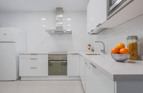 Los Remedios Apartment | EXCLUSIVE APT 2 BED-2 BATHROOMS-BRIGHT. HIGH QUALITIES. WIFI-A/C