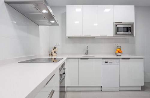Los Remedios Apartment | EXCLUSIVE APT 2 BED-2 BATHROOMS-BRIGHT. HIGH QUALITIES. WIFI-A/C
