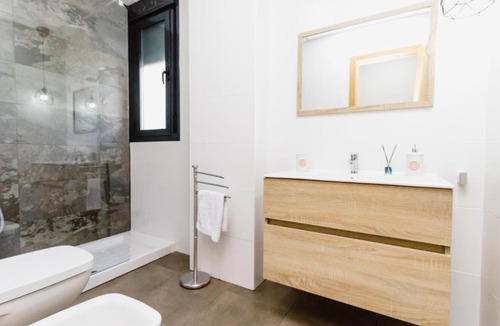 Almeria Apartment | Expoholidays - primera linea de playa Villapepita