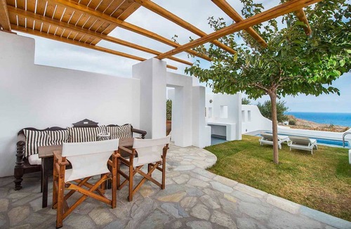 Kamari Villa | Exquisite Santorini Villa | Villa Desire | Private Plunge Pool & Stunning Sea