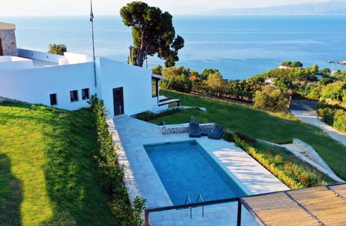Skiathos Villa | Exquisite Skiathos Villa | Villa Skiathos Alpha | 3 Bedroom | Private Pool