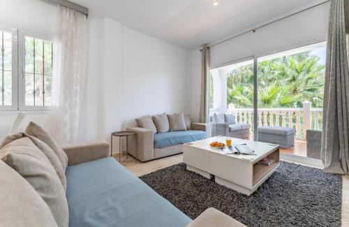 Benalmadena Costa Villa | Faro's Villa Horizonte near seabeach