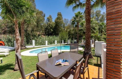 Benalmadena Costa Villa | Faro's Villa Horizonte near seabeach