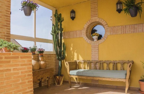Cobisa House | Flor de la Jara