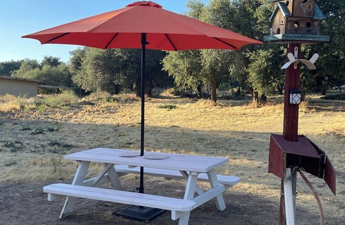 Warner Springs House | Flowered Goat, mid term stays 1-6 months