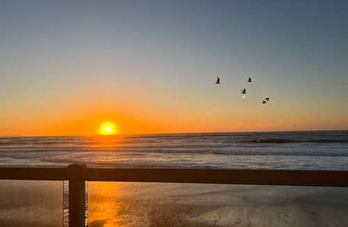 Imperial Beach Condo | Forget your worries in this spacious and serene space.