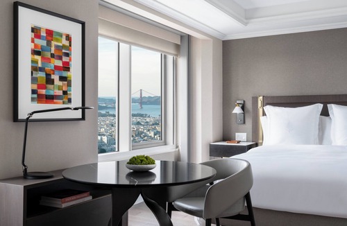 Financial District Hotel | Four Seasons Hotel San Francisco at Embarcadero