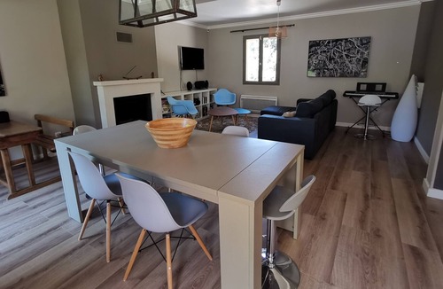 Saint-Maximin-la-Sainte-Baume Villa | Villa au Calme à 5 min à Pied du Centre-ville