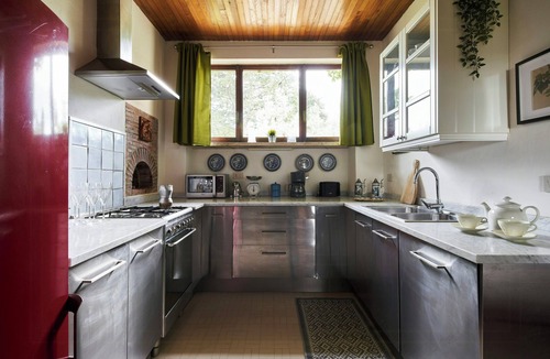 Pergine Valdarno House | Frank Lloyd Wright-inspired villa in Tuscany