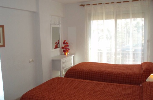 Benidorm Apartment | Front Line 4th floor La Goleta Apt Overlooking Benidorm Island And Levante Beach