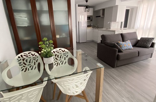 Cadiz Condo | Fully equipped apartment 400 meters from the beach