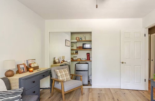 Camarillo Apartment | Fully private cheerful 475 square foot studio with central AC/Heating