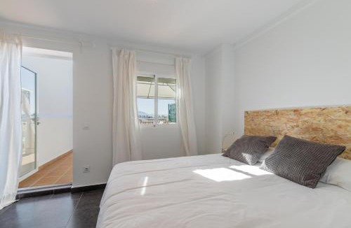 El Ejido Apartment | FUN BUILDING DUPLEXES by HOMEABOUT