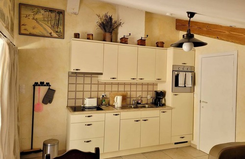 Barret-sur-Meouge Cottage | Gîte DE LA Source