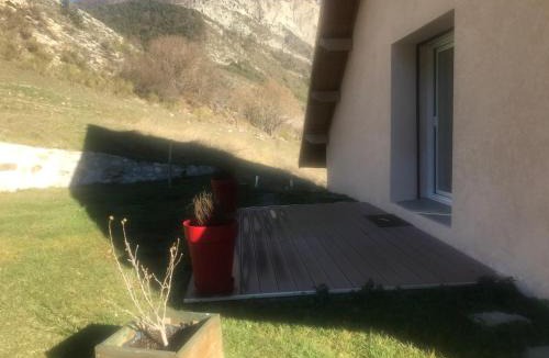 Chateauneuf-d'Oze Apartment | Gîte "Le Drouzet"