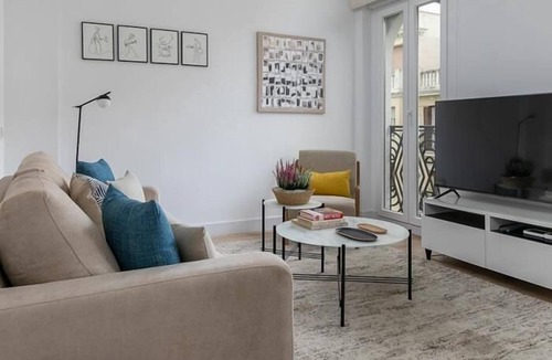 Goya Apartment | General Pardinas Apartment II
