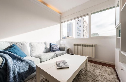 Cuatro Caminos Apartment | General Peron Picasso