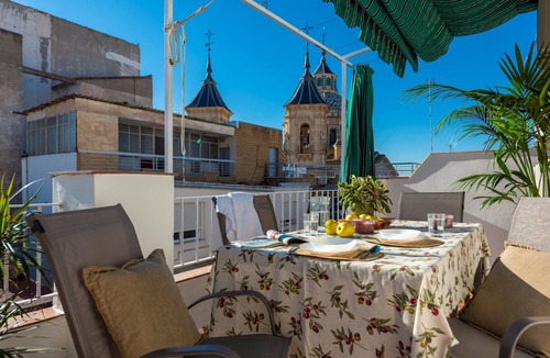 Centro - Sagrario House | Genteel Home Mano de Hierro