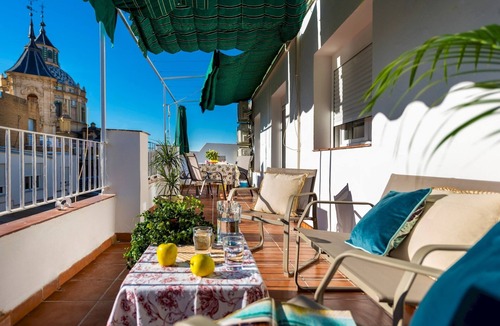 Centro - Sagrario House | Genteel Home Mano de Hierro