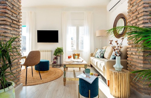 Centro - Sagrario House | Genteel Home Mano de Hierro