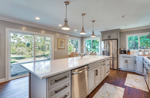 Del Monte Forest House | Golfer's Oasis: Luxe Pebble Beach Home on 5th Hole