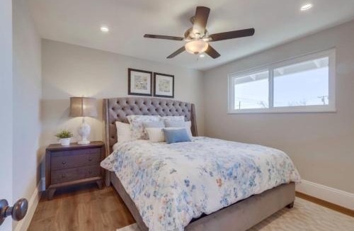 Orange House | Gorgeous Upgraded 5 Bedroom & 3 Bath Home with pool