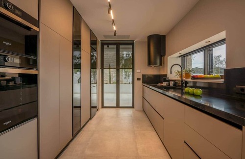 Kissamos House | Villa Phos, Sea view, Luxury, private pool, BBQ