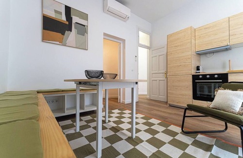 Embajadores Apartment | Green Lavapiés