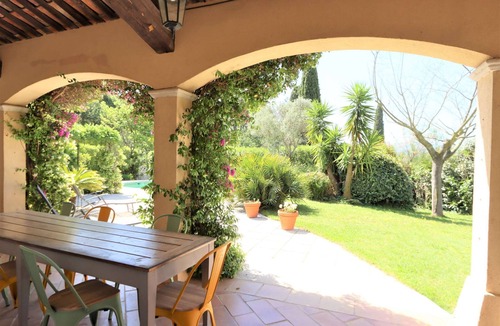 Grimaud House | GRIMAUD Lovely 3-bedroom house - A/C and private pool