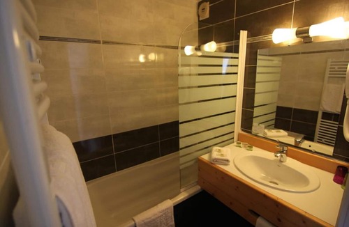 Embrun Hotel | Hôtel Le Lac