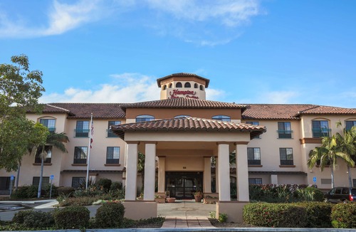 Camarillo Hotel | Hampton Inn & Suites Camarillo