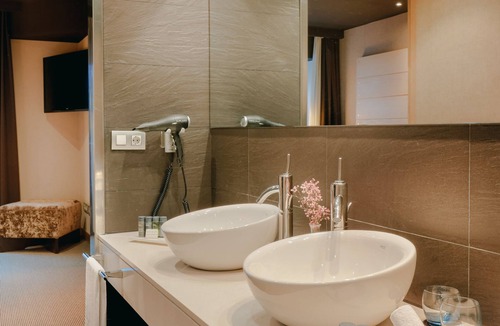 Castanos Hotel | Hesperia Bilbao