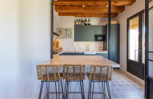 La Granja de San Ildefonso House | Holiday Home 'Río Tío Cocinas' with Mountain Views, Balcony and Wi-Fi