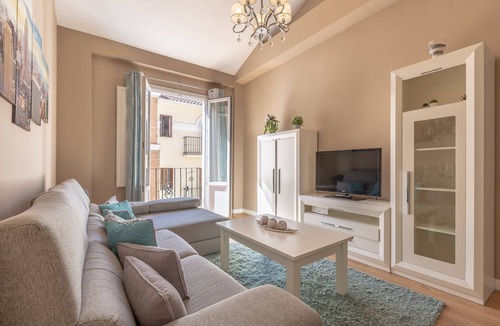 Ronda Apartment | Holiday Apartment “Sofía Ronda Center” with Terrace, Air Conditioning & Wi-Fi