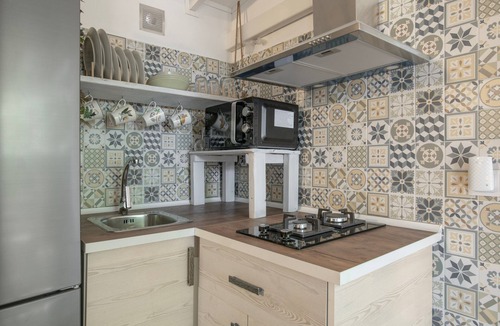 Zahora House | Holiday Home 'Tiny House La Loma' with Private Terrace and Private Garden