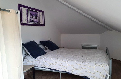 Chateau-Arnoux-Saint-Auban Apartment | Homerez - Nice appartement for 4 ppl. at Château-Arnoux-Saint-Auban