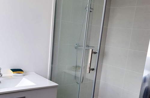 Chateau-Arnoux-Saint-Auban Apartment | Homerez - Nice appartement for 4 ppl. at Château-Arnoux-Saint-Auban