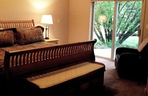 Dalton Ranch House | Home On Golf Course - Great location