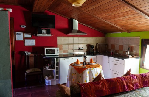 La Acena de la Borrega Apartment | Homerez - Studio in Valencia de Alcántara