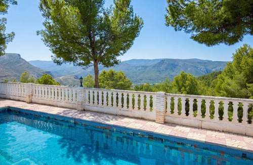 Chulilla Villa | Homerez - Villa in Chulilla