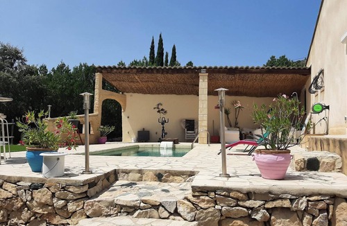 Merindol Villa | Homerez - Villa in Mérindol