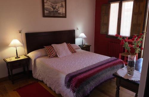 Navarredonda de Gredos House | Hospedium Hostal Almanzor