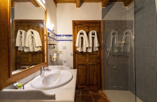 Aranda de Duero Hotel | Hospedium Hostería Rural Isabel La Católica